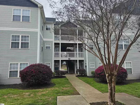 144 University Village Dr, Central, SC 29630