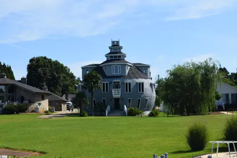 26 Coastline Dr, Inman, SC 29349