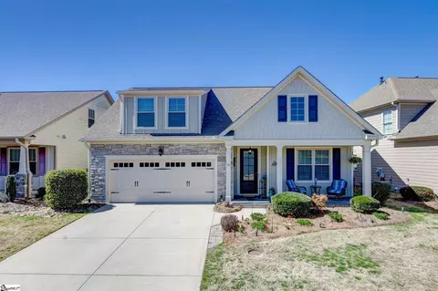 16 Briarhill Dr, Simpsonville, SC 29680