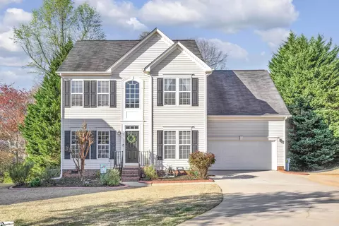 11 Silverthorn Ct, Simpsonville, SC 29681