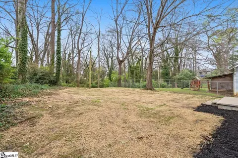 Exterior - 411 W Frederick St, Gaffney, SC 29341 photo 3 of 4