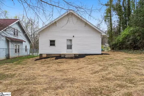 Exterior - 411 W Frederick St, Gaffney, SC 29341 photo 4 of 4