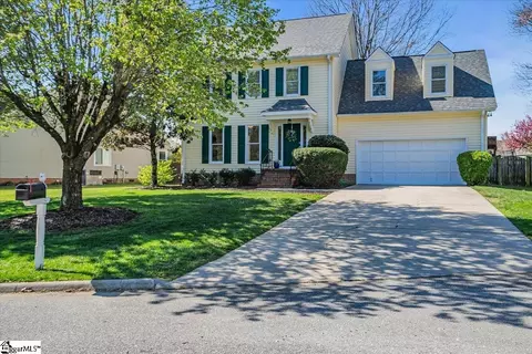 5 Brookford Ct, Greenville, SC 29615