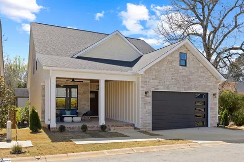 6 Glen Ivy Dr, Simpsonville, SC 29681