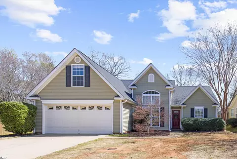 203 Teaticket Ct, Simpsonville, SC 29681