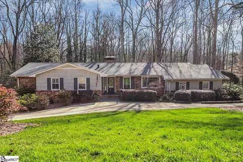 33 Ponderosa Rd, Greenville, SC 29607