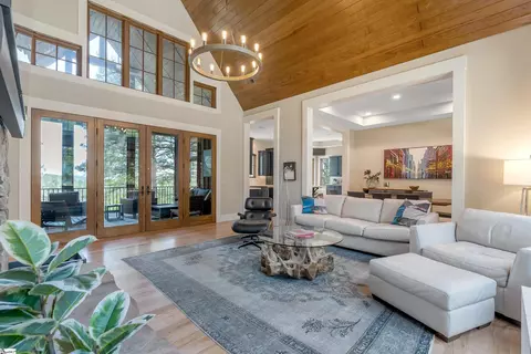 Living - 355 Keowee Ave, Sunset, SC 29685 photo 2 of 6