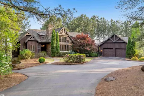 355 Keowee Ave, Sunset, SC 29685