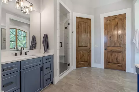 Bath - 355 Keowee Ave, Sunset, SC 29685 photo 2 of 4