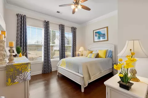 Bedroom - 413 Meadowpark Ln, Duncan, SC 29334 photo 3 of 5