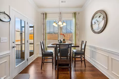 Dining - 413 Meadowpark Ln, Duncan, SC 29334 photo 2 of 3