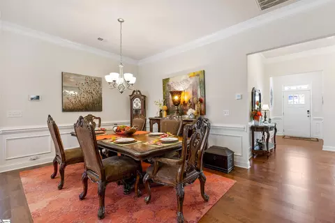 Dining - 413 Meadowpark Ln, Duncan, SC 29334 photo 1 of 3