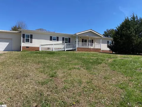 5746 Mountain View Rd, Taylors, SC 29687
