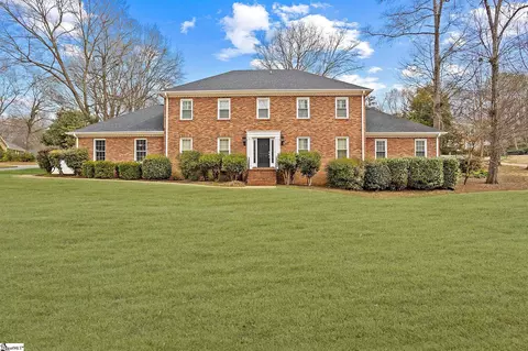 105 W Shallowstone Rd, Greer, SC 29650