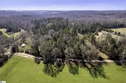 413 Tiny Mcconnell Rd, Iva, SC 29655 photo 4