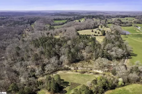 413 Tiny Mcconnell Rd, Iva, SC 29655 photo 3
