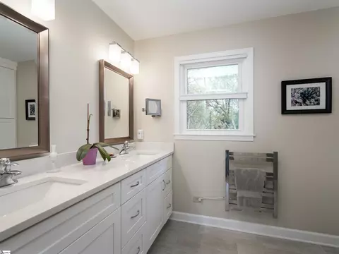 Bath - 219 E Shallowstone Rd, Greer, SC 29650 photo 1 of 4