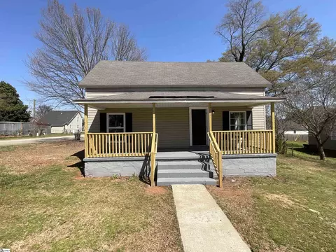 229 3rd Ave, Greenville, SC 29609