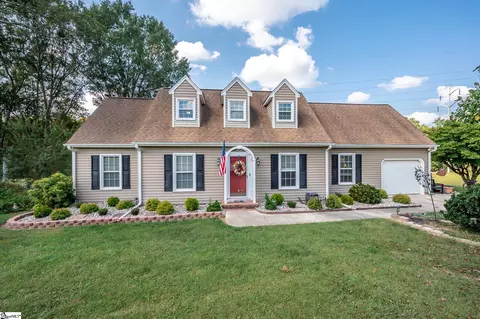 5 Singletree Ct, Taylors, SC 29687