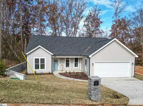 105 Sangamo Dr, Greenville, SC 29611