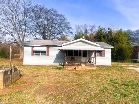 709 Garlington Rd, Greenville, SC 29615
