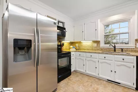 Kitchen - 210 Montclair Rd, Greer, SC 29651 photo 3 of 4