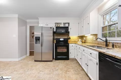 Kitchen - 210 Montclair Rd, Greer, SC 29651 photo 1 of 4