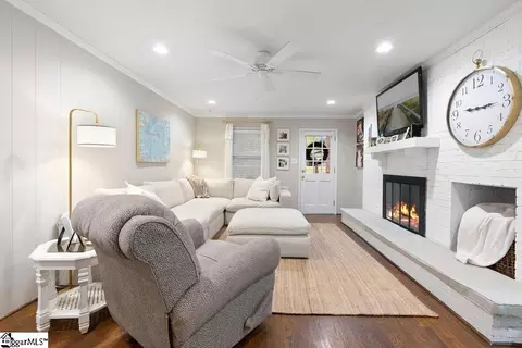 Living - 210 Montclair Rd, Greer, SC 29651 photo 1 of 2