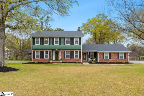 210 Montclair Rd, Greer, SC 29651
