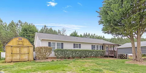 24 River Meadows Ct, Greenville, SC 29605