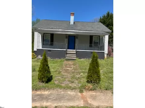 204 Woodside Cir, Simpsonville, SC 29681