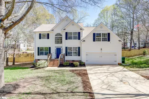6 Brightleaf Ct, Simpsonville, SC 29680