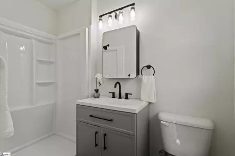 1 Circle Dr, Mauldin, SC 29662 photo 9
