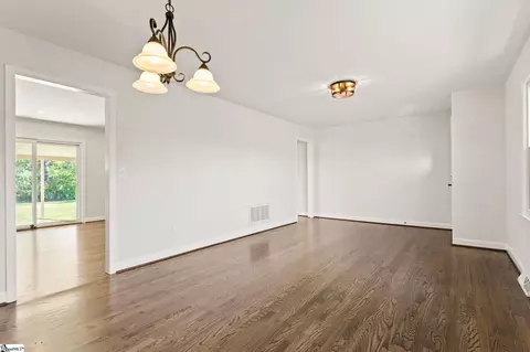 1 Circle Dr, Mauldin, SC 29662 photo 8