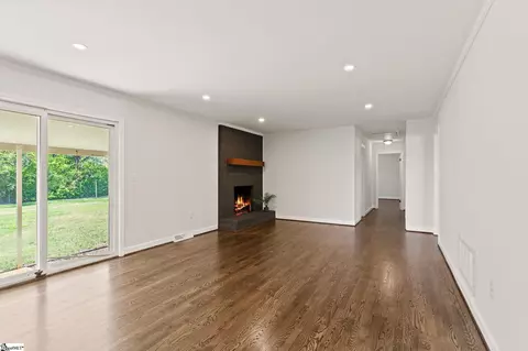 1 Circle Dr, Mauldin, SC 29662 photo 5