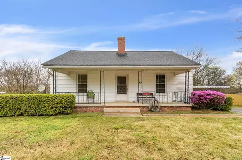 26 W 5th St, Greenville, SC 29611