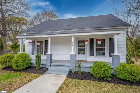 404 Blair St, Easley, SC 29640