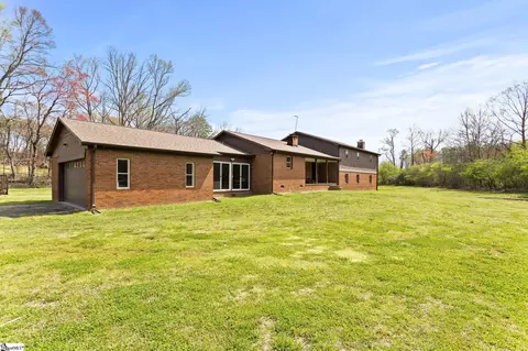 743 Boling Rd, Taylors, SC 29687