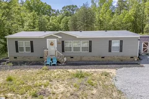 704 Freeman Bridge Rd, Marietta, SC 29661
