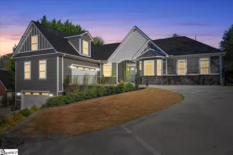 Exterior - 9 Melisa Ct, Greer, SC 29651 photo 8 of 8
