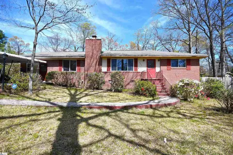 323 Elizabeth Dr, Greenville, SC 29615