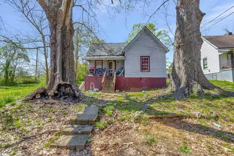307 B St, Anderson, SC 29625