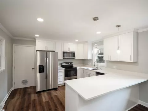Kitchen - 103 Gregory Dr, Greer, SC 29650 photo 1 of 4