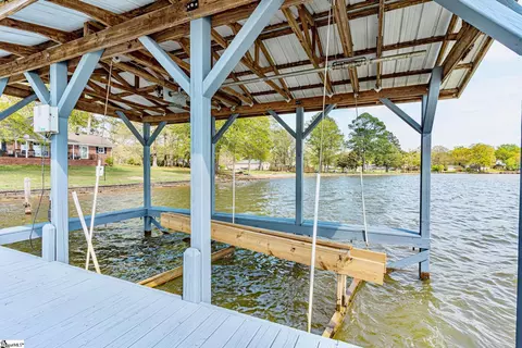 Exterior - 604 Rosemont Cir, Waterloo, SC 29384 photo 6 of 10