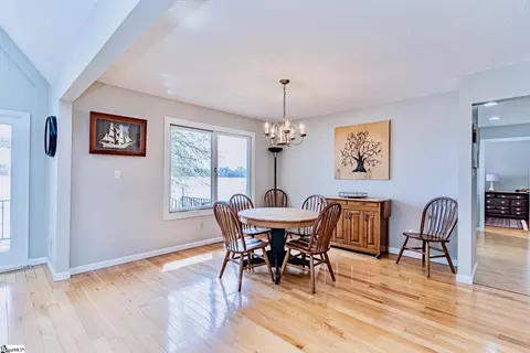 Dining - 604 Rosemont Cir, Waterloo, SC 29384 photo 1 of 1