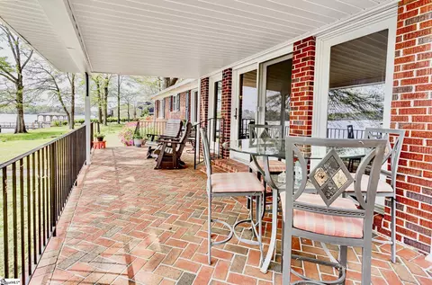 Exterior - 604 Rosemont Cir, Waterloo, SC 29384 photo 4 of 10