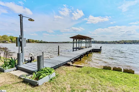 View/Area - 604 Rosemont Cir, Waterloo, SC 29384 photo 8 of 9