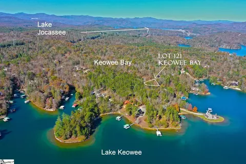 121 Keowee Bay Cir, Salem, SC 29676