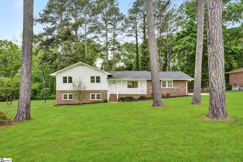 709 Loblolly Dr, Anderson, SC 29625