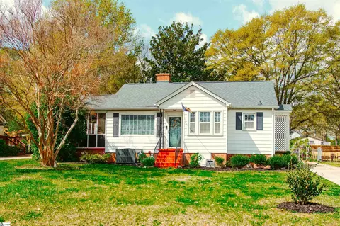 122 Carolina Ave, Greenville, SC 29607